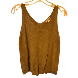 Versona Sweater Tank Top